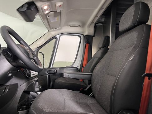 Used 2023 RAM ProMaster 3500 w/ Driver Convenience Group image 20