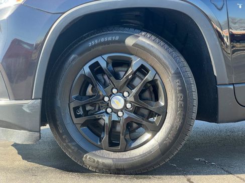 Used 2020 Chevrolet Traverse LT w/ LPO, Cargo Package AWD/4WD image 51