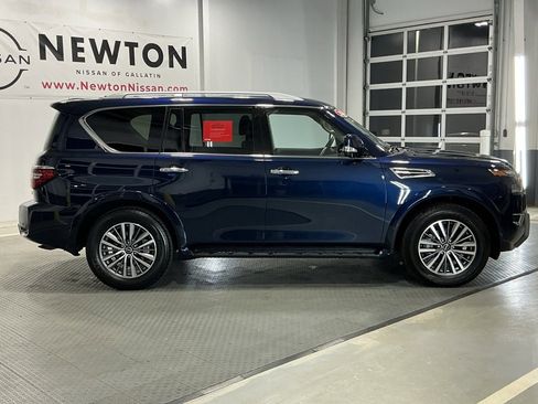 Used 2024 Nissan Armada SL w/ Captain's Chairs Package image 42