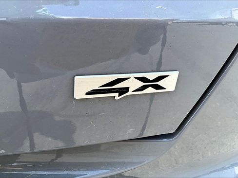 Used 2023 Kia Sorento SX AWD/4WD image 15