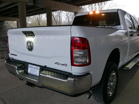 Used 2024 RAM 2500 Big Horn image 33