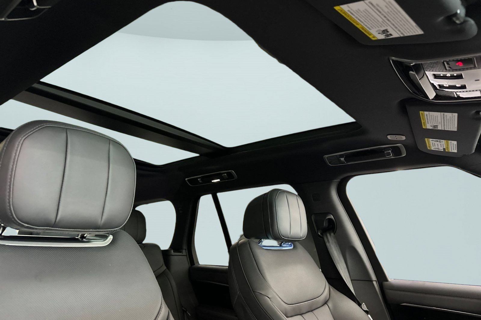 New 2026 Land Rover Range Rover SE AWD/4WD image 23