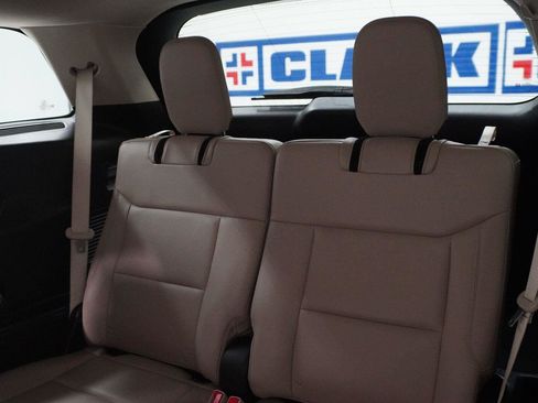 Used 2021 Ford Explorer XLT w/ Equipment Group 202A RWD image 24