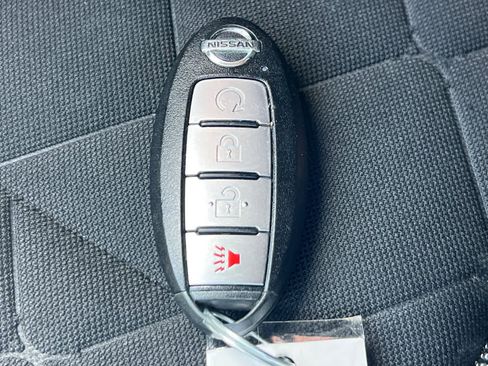 Used 2020 Nissan Kicks SV image 25