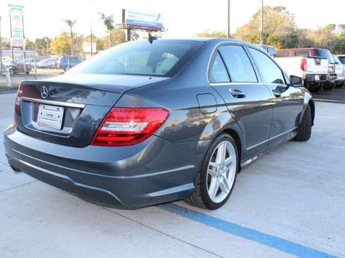 Used 2013 Mercedes-Benz C 250 Sedan image 2