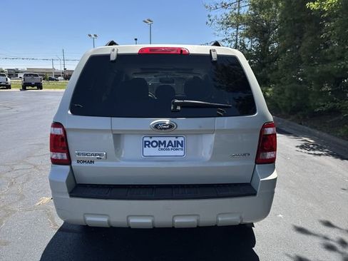 Used 2009 Ford Escape XLT AWD/4WD image 4