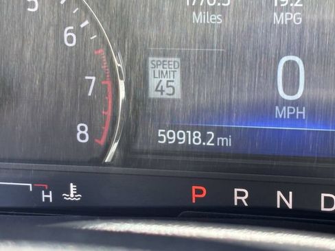 Used 2022 Ford Explorer Limited AWD/4WD image 32