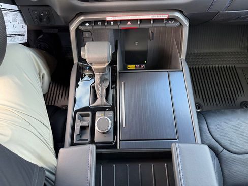 New 2026 Toyota Tundra Platinum image 26