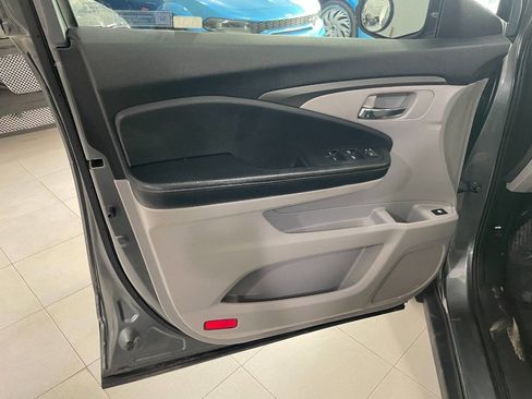 Used 2017 Honda Ridgeline RTL-T image 14