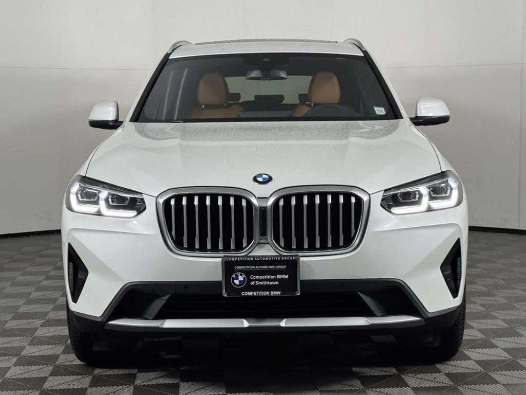 Used 2023 BMW X3 xDrive30i w/ Premium Package w/ZPA AWD/4WD image 6