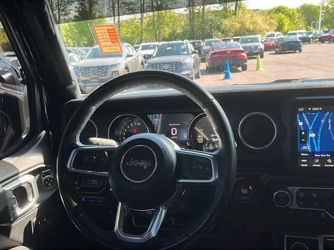 Used 2022 Jeep Wrangler Unlimited Rubicon 4xe w/ Cold Weather Group AWD/4WD image 28