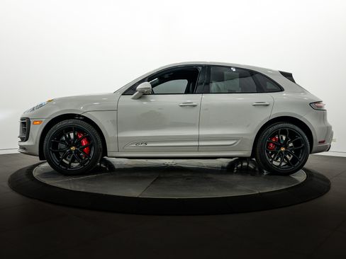 Certified 2025 Porsche Macan GTS AWD/4WD image 2
