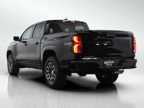 Used 2024 Chevrolet Colorado Z71 w/ Z71 Convenience Package 2 image 3