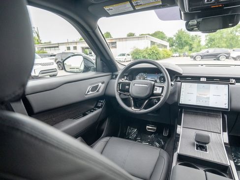 Used 2026 Land Rover Range Rover Velar Dynamic SE AWD/4WD image 19