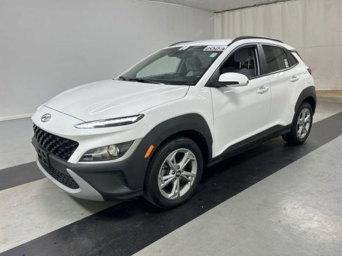 Used 2023 Hyundai Kona SEL AWD/4WD image 5