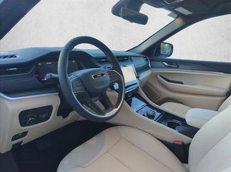 New 2026 Jeep Grand Cherokee Limited RWD video 2