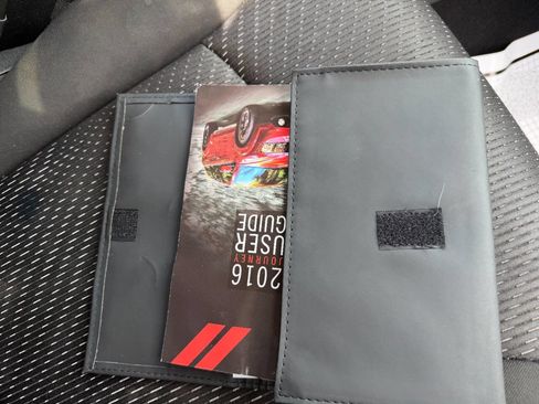 Used 2016 Dodge Journey SE w/ Flexible Seating Group image 44