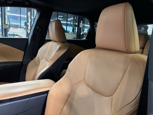 Used 2024 Lexus RX 350 Premium image 24