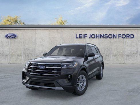New 2026 Ford Explorer Active w/ Active Comfort Package RWD image 2