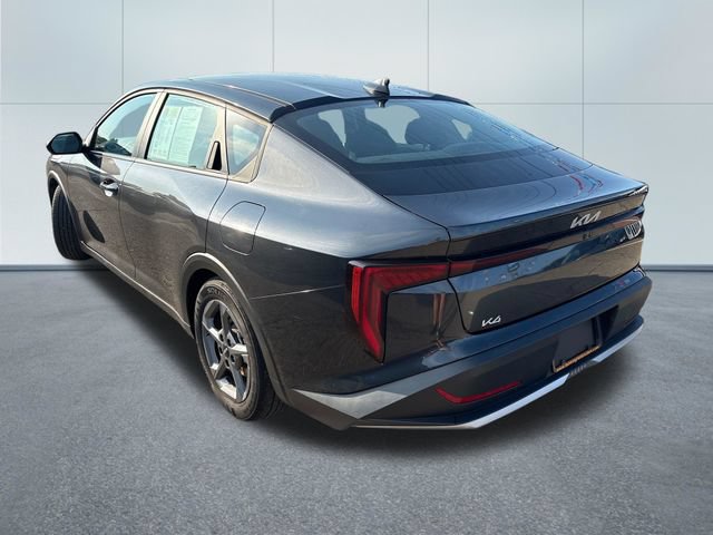 Used 2025 Kia K4 FWD image 2