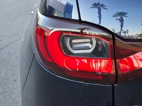 Certified 2024 MAZDA CX-90 Plug-In Hybrid w/ Preferred image 11