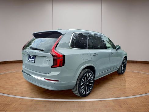 Certified 2026 Volvo XC90 B6 Plus AWD/4WD image 6