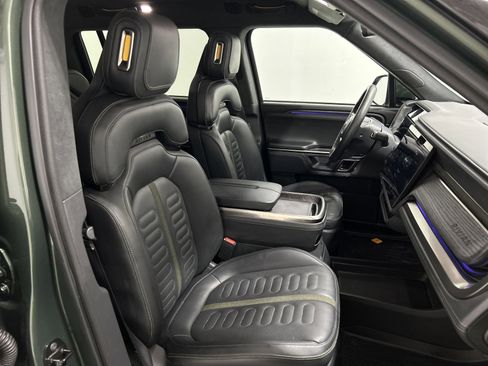Used 2024 Rivian R1S Adventure AWD/4WD image 24