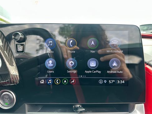 Used 2022 Chevrolet Corvette Stingray Premium Conv w/ Z51 Performance Package image 19