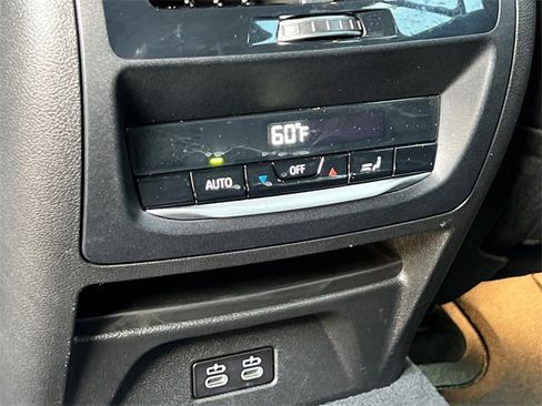 Used 2023 BMW X4 M40i w/ Parking Assistance Package image 19