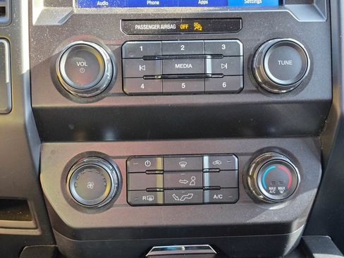 Used 2020 Ford F150 XL w/ Equipment Group 101A Mid AWD/4WD image 19