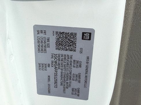 New 2025 Chevrolet Express 2500 w/ Driver Convenience Package image 27