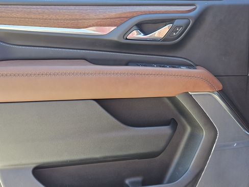 Used 2024 GMC Yukon XL Denali Ultimate image 23