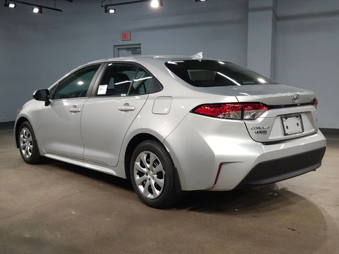 New 2026 Toyota Corolla LE image 5