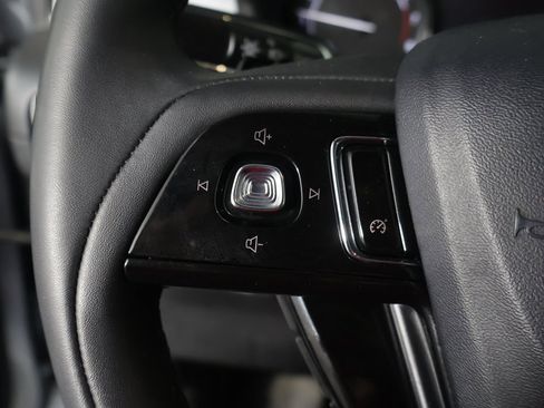 Used 2022 Lincoln Corsair Standard w/ Equipment Group 101A image 40