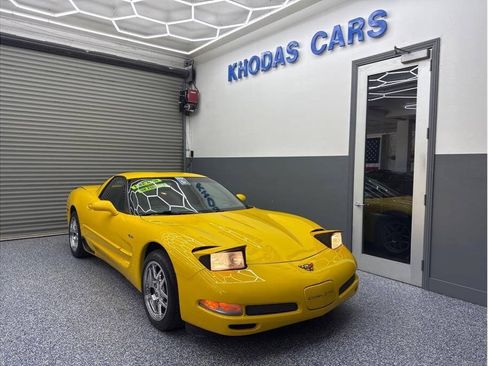 Used 2002 Chevrolet Corvette Z06 w/ Memory Pkg RWD image 13