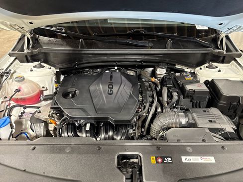 Certified 2023 Kia Sportage LX image 29