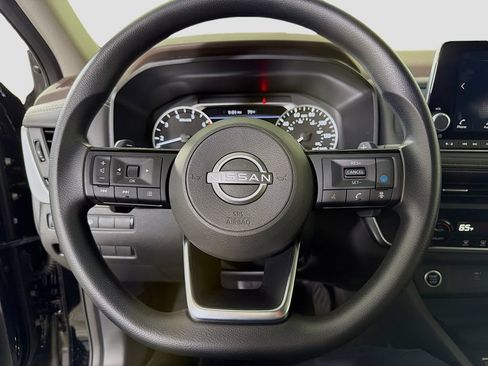 Used 2023 Nissan Rogue SV AWD/4WD image 15