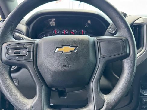 Used 2024 Chevrolet Silverado 2500 Custom w/ Custom Value Package AWD/4WD image 18