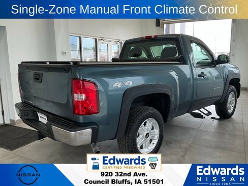 Used 2009 Chevrolet Silverado 1500 W/T AWD/4WD image 9