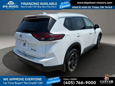 Used 2024 Nissan Rogue SV w/ SV Premium Package AWD/4WD image 5