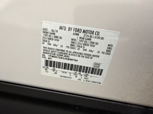 Used 2018 Ford Explorer XLT w/ Equipment Group 202A FWD image 13