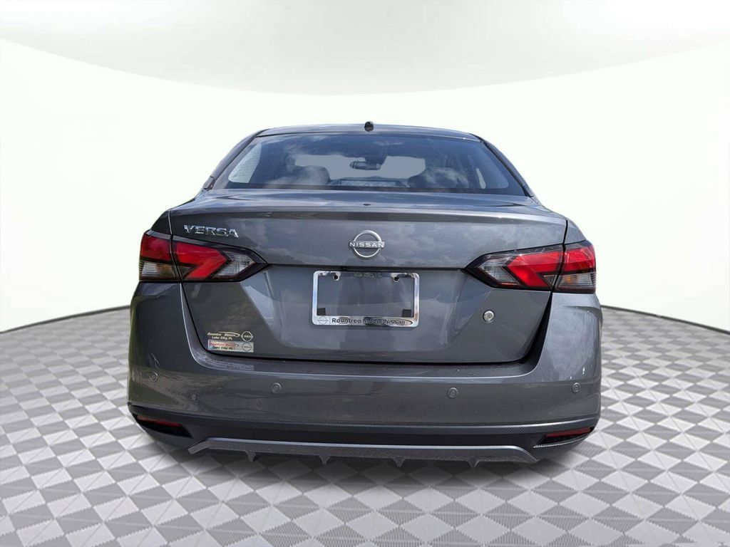 Used 2025 Nissan Versa S w/ Trunk Package FWD image 4