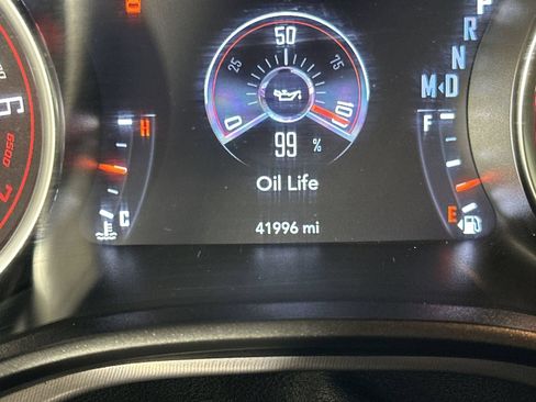 Used 2021 Dodge Challenger SXT RWD image 15
