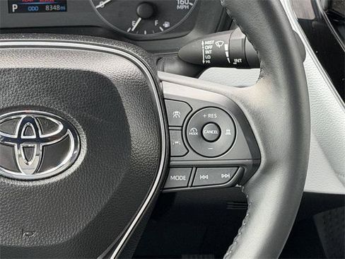 Certified 2025 Toyota Corolla SE image 13