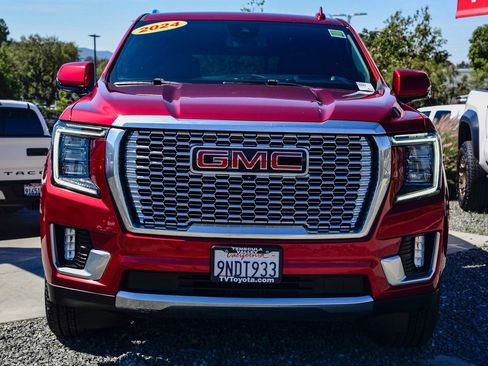 Used 2024 GMC Yukon Denali AWD/4WD image 2