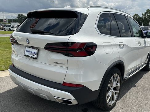 Used 2024 BMW X5 xDrive40i w/ Premium Package AWD/4WD image 10