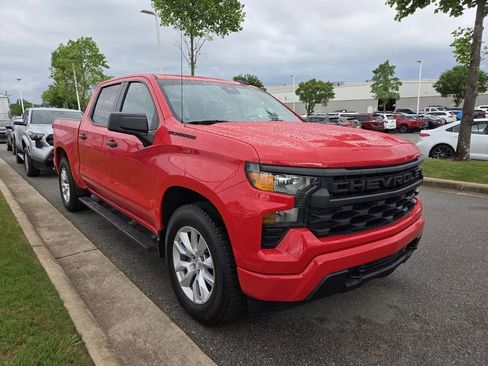 Used 2022 Chevrolet Silverado 1500 Custom w/ LPO, Dark Essentials Package AWD/4WD image 2