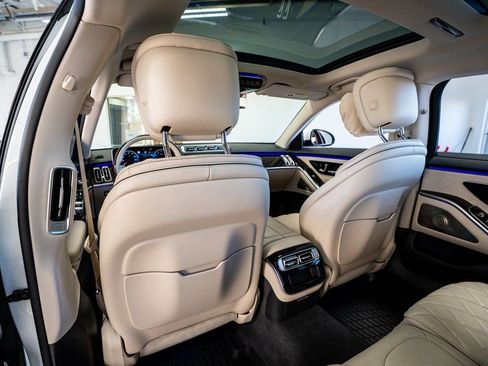 Used 2024 Mercedes-Benz S 580 4MATIC Sedan image 56