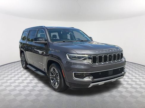 Used 2023 Jeep Wagoneer Series II w/ Convenience Group I AWD/4WD image 3