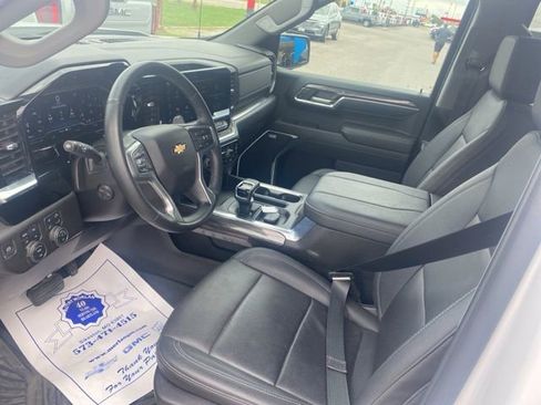 Used 2024 Chevrolet Silverado 1500 LTZ w/ Z71 Off-Road Package image 16